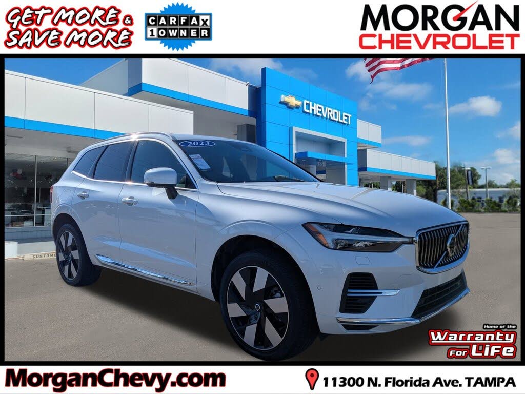 2023 Volvo XC60 Recharge T8 Ultimate Bright Theme eAWD