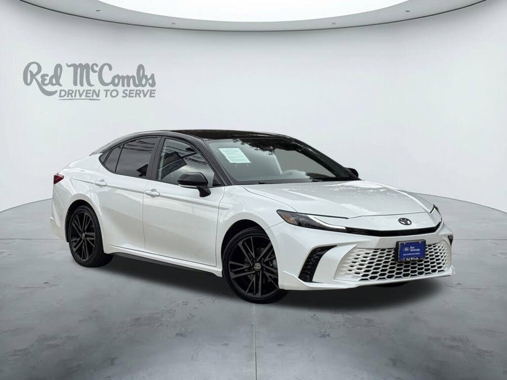 2025 Toyota Camry XSE FWD