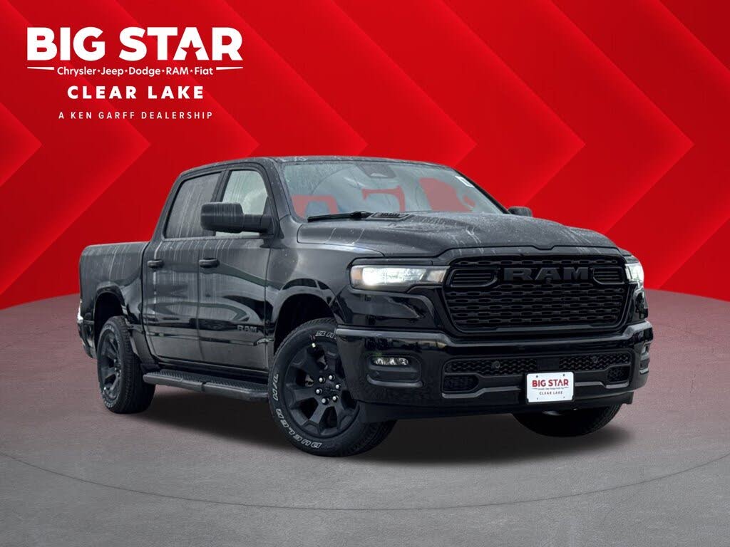 2026 RAM 1500 Express Crew Cab 4WD