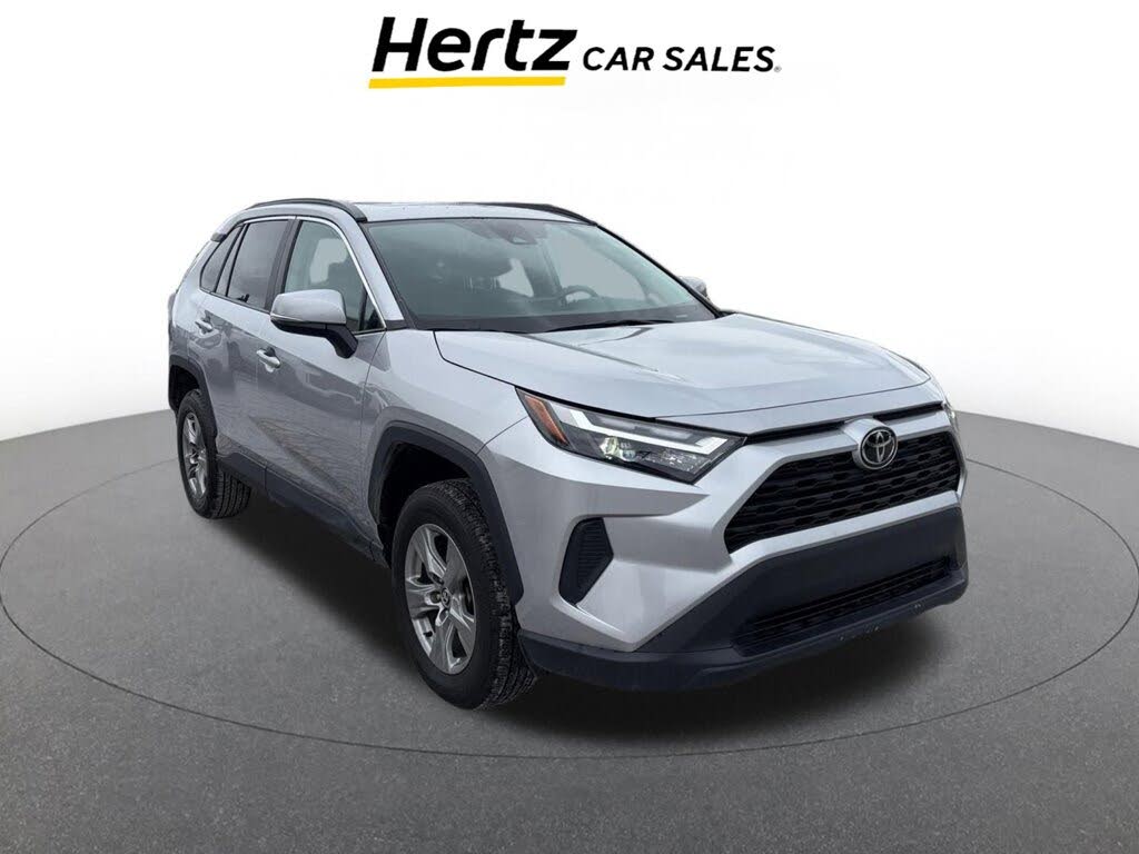 2024 Toyota RAV4 XLE FWD