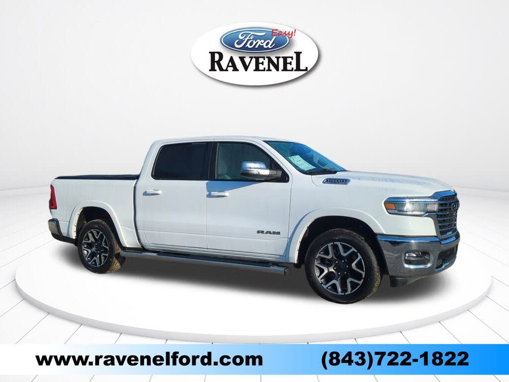 2025 RAM 1500 Laramie Crew Cab 4WD
