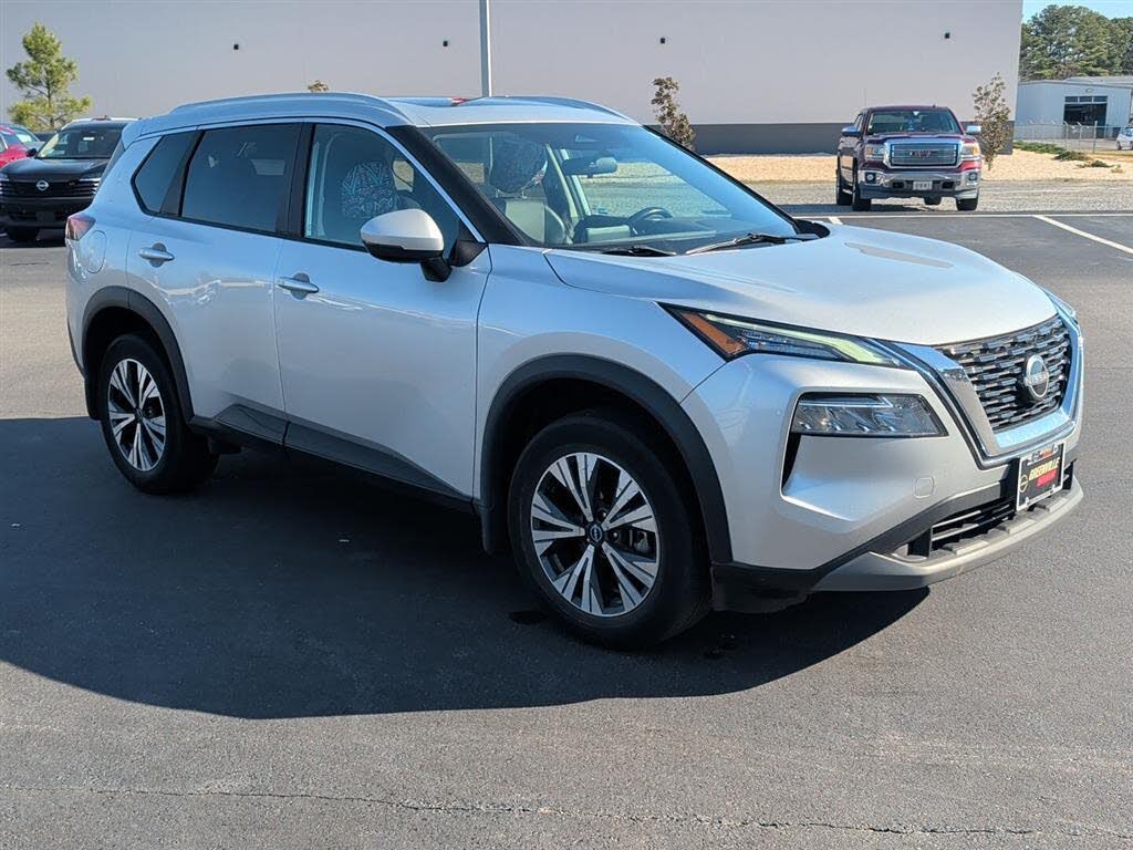 2022 Nissan Rogue SV FWD