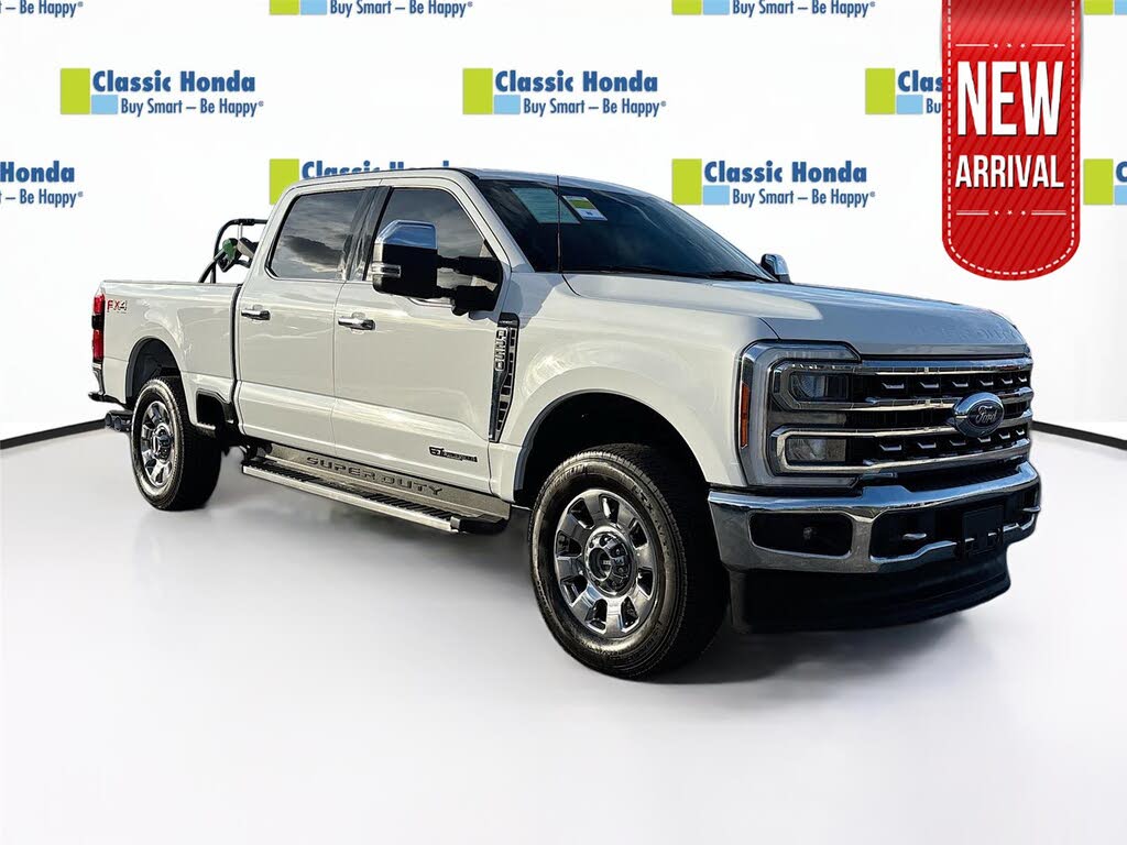 2023 Ford F-250 Super Duty Lariat Crew Cab 4WD
