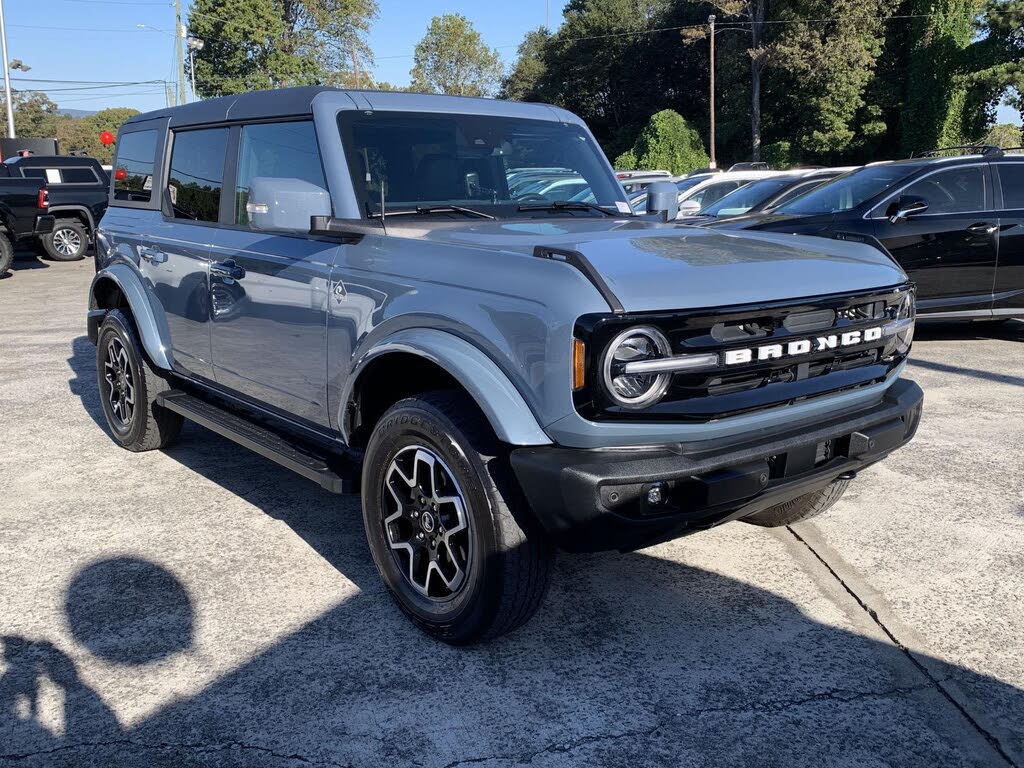 2024 Ford Bronco Outer Banks 4-Door 4WD