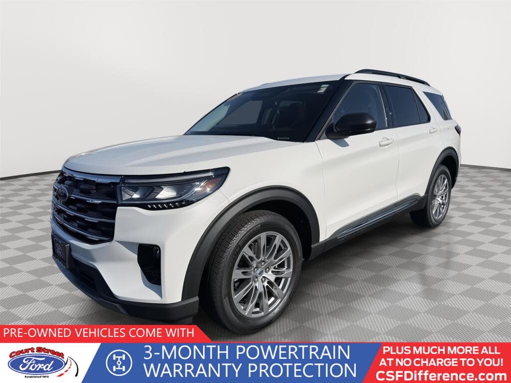 2025 Ford Explorer Active AWD