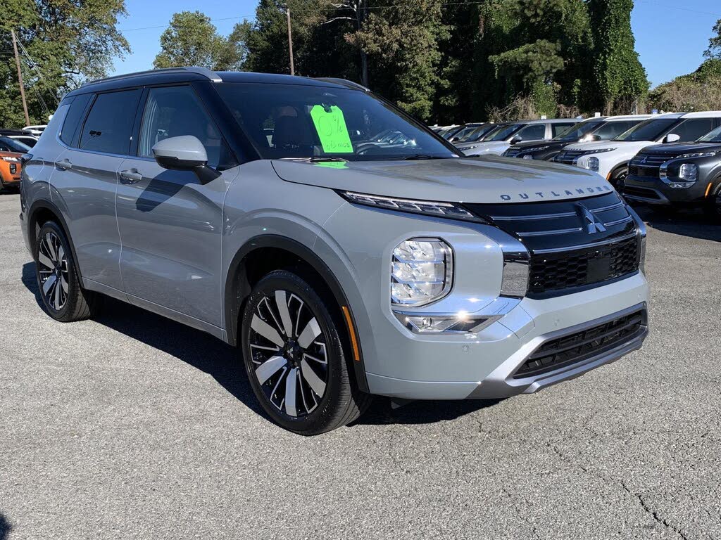 2025 Mitsubishi Outlander SEL FWD