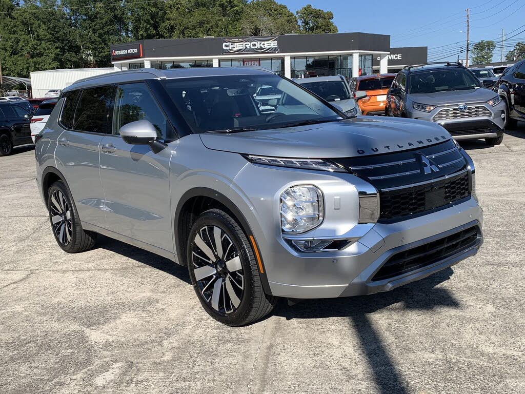2025 Mitsubishi Outlander SEL FWD