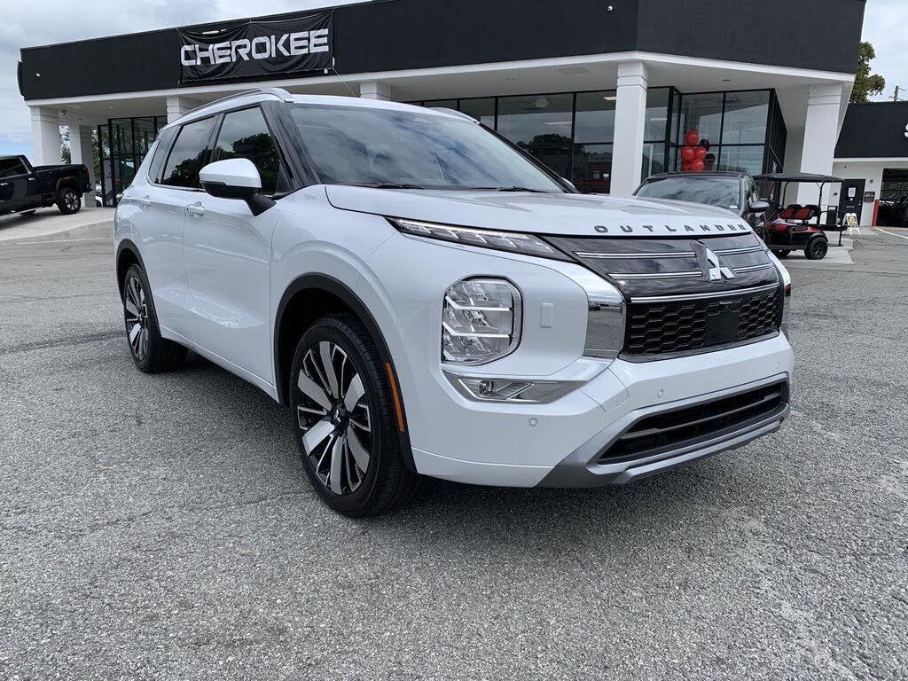 2025 Mitsubishi Outlander SEL FWD