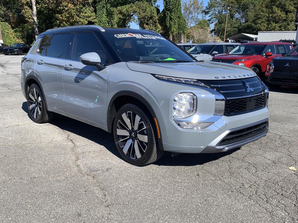 2025 Mitsubishi Outlander SEL FWD