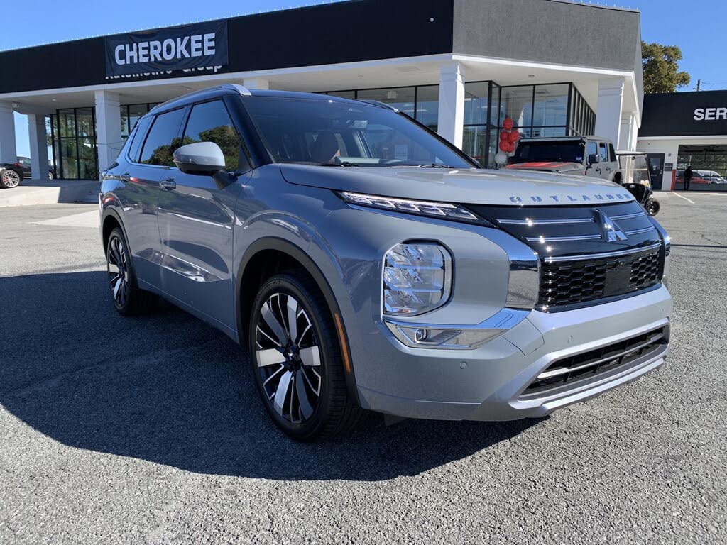 2025 Mitsubishi Outlander SEL FWD