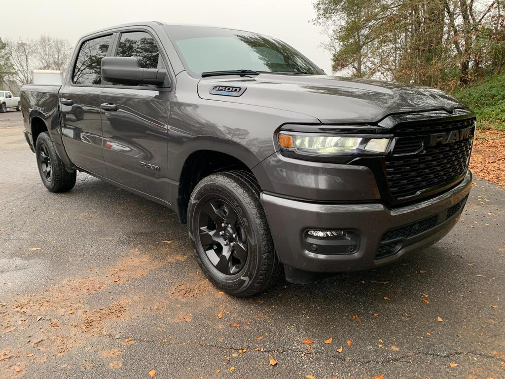 2025 RAM 1500 Tradesman Crew Cab 4WD