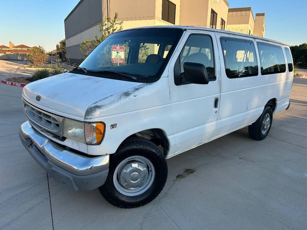 1998 Ford E-Series E-350 XL Club Wagon Passenger Van Extended