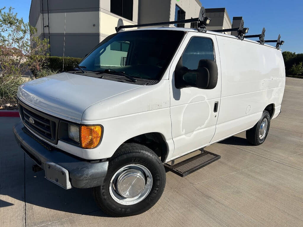 2003 Ford E-Series E-250 Cargo Van
