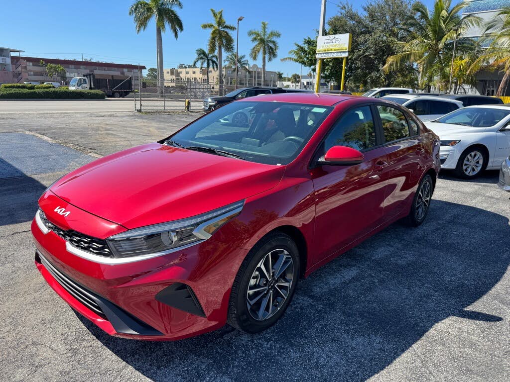 2024 Kia Forte LXS FWD