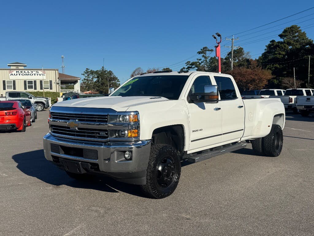 2015 Chevrolet Silverado 3500HD LTZ Crew Cab 4WD