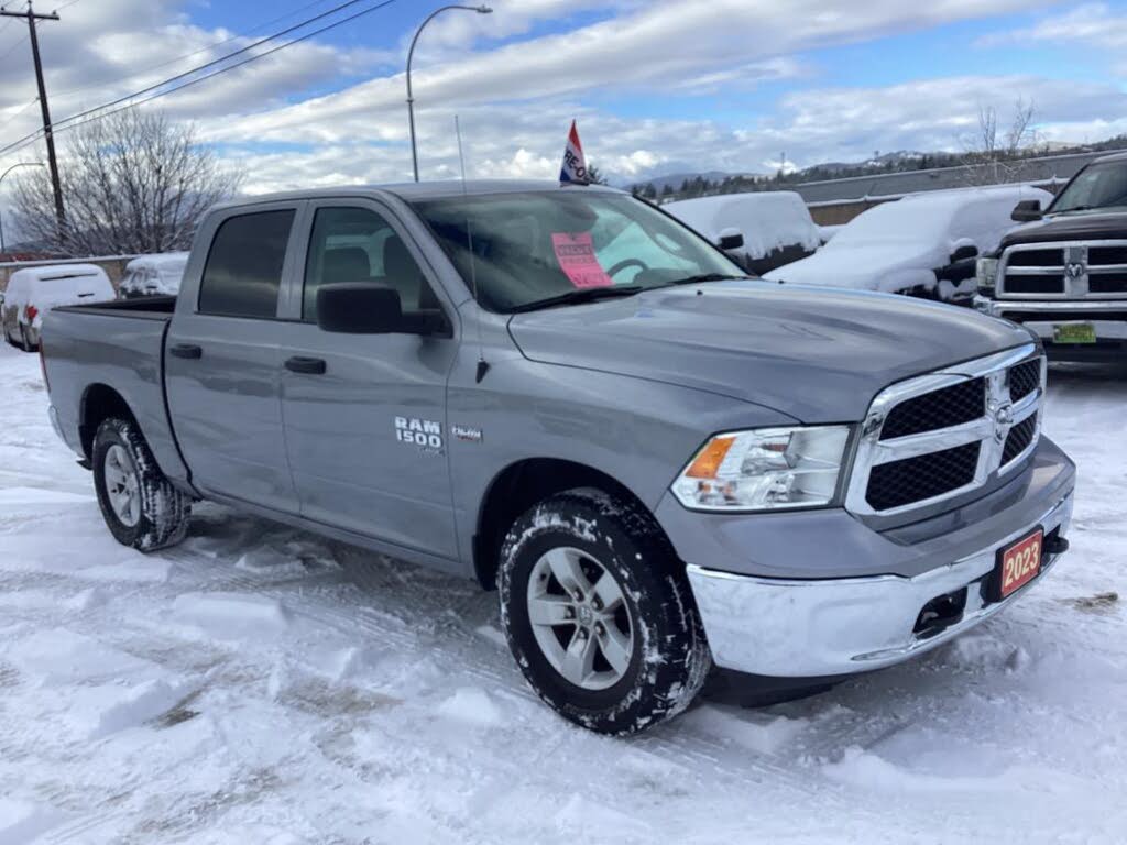 2011 Toyota Tundra Limited 5.7L V8 CrewMax Cab 4WD
