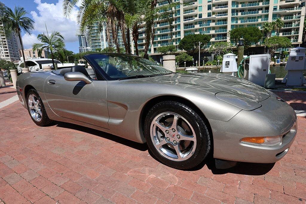 2002 Chevrolet Corvette Convertible RWD