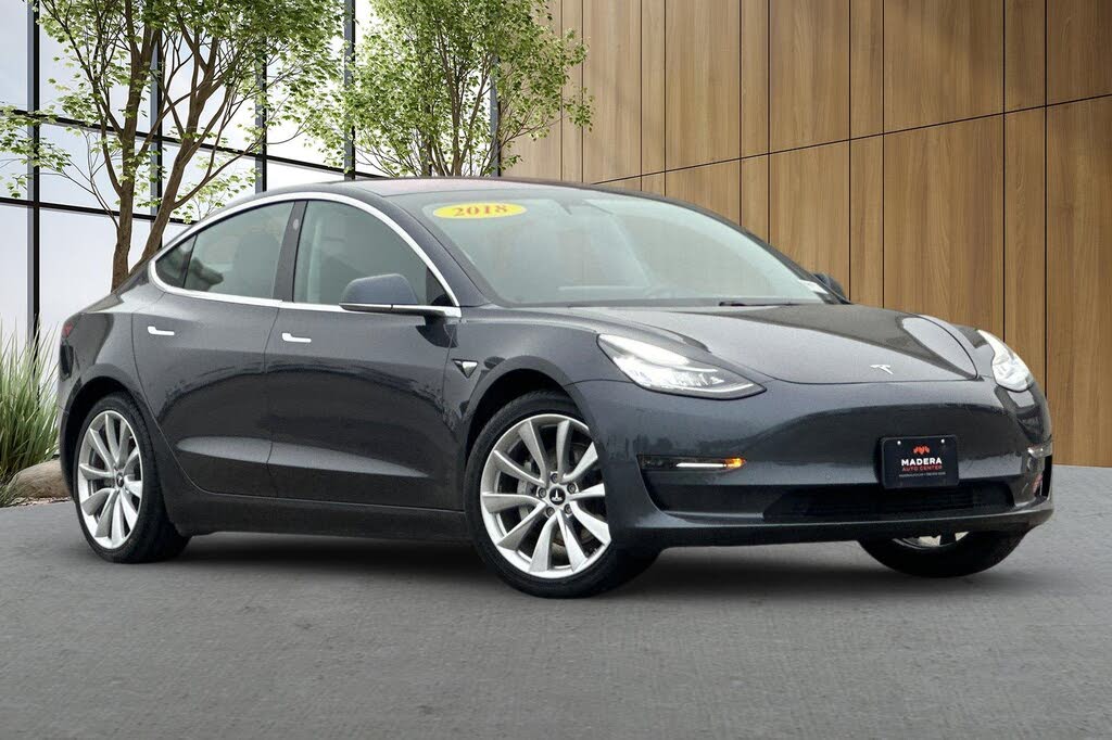 2018 Tesla Model 3 Long Range RWD