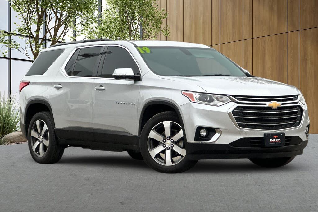 2019 Chevrolet Traverse LT Leather FWD