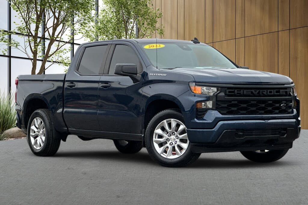 2022 Chevrolet Silverado 1500 Custom Crew Cab RWD