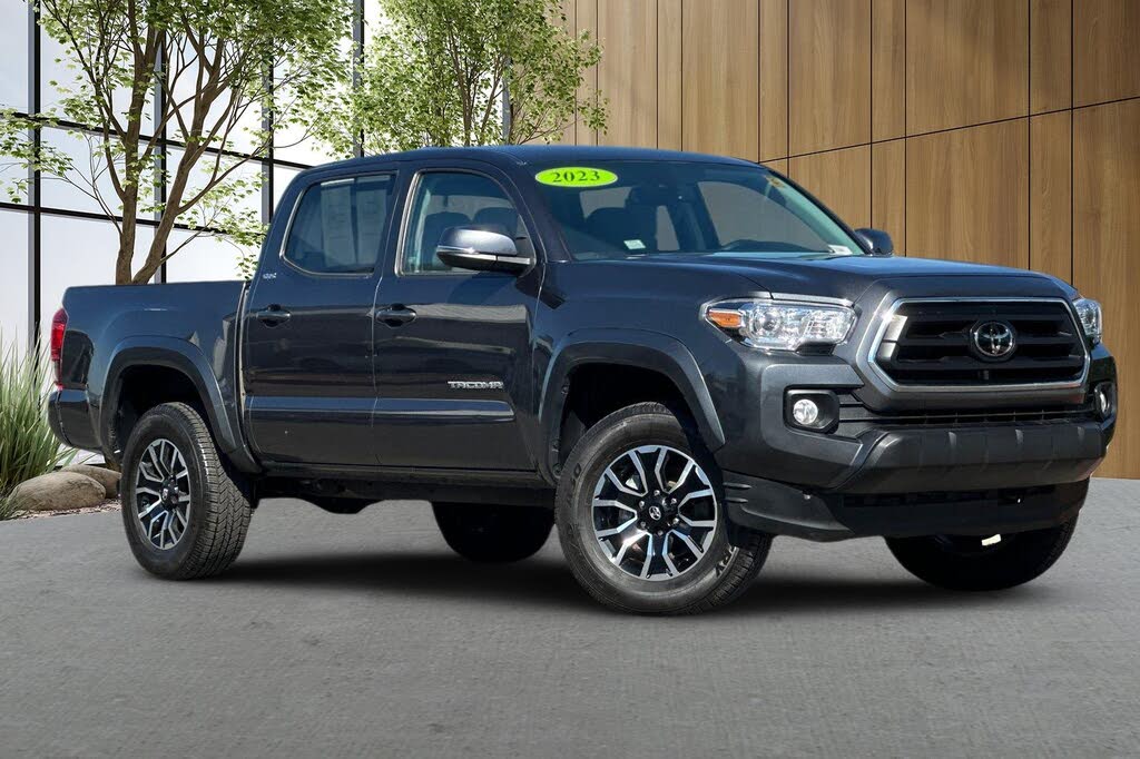 2023 Toyota Tacoma SR V6 Double Cab 4WD