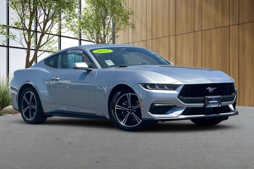 2024 Ford Mustang EcoBoost Premium Fastback RWD