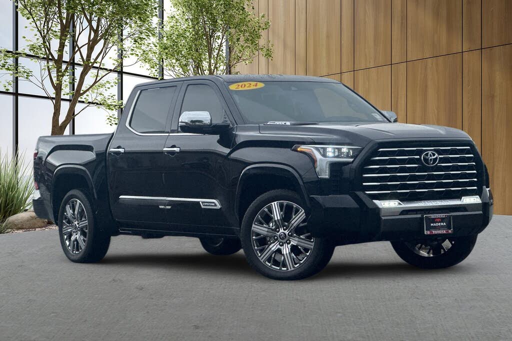2024 Toyota Tundra Hybrid Capstone HV CrewMax Cab 4WD