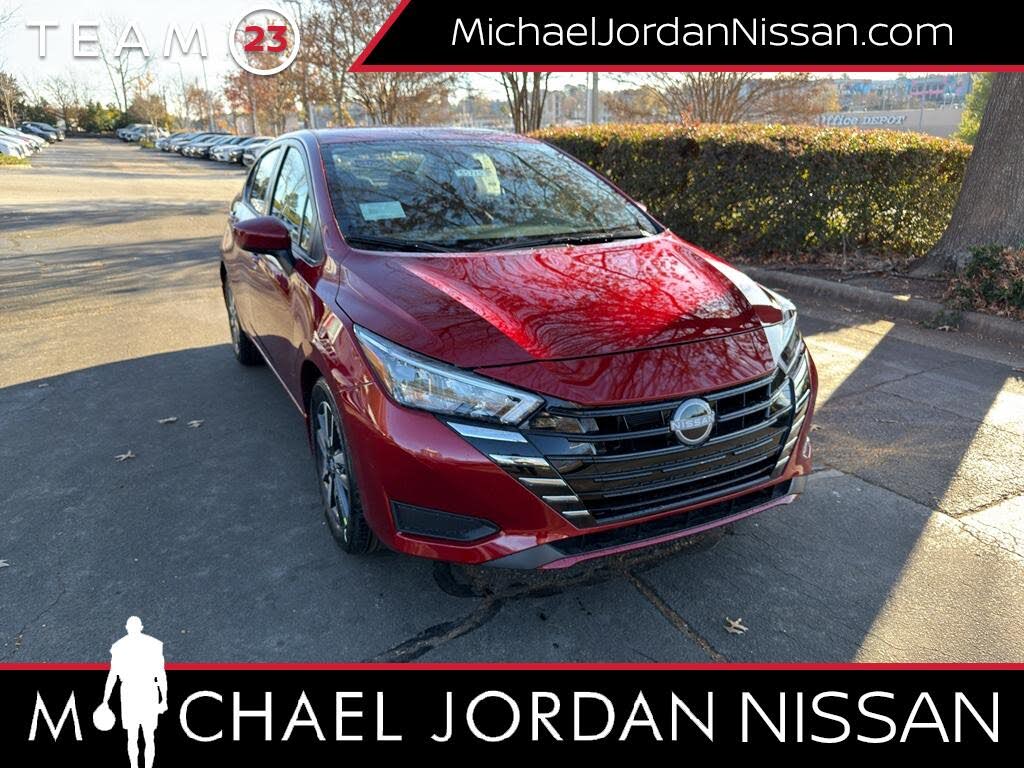 2025 Nissan Versa SV FWD