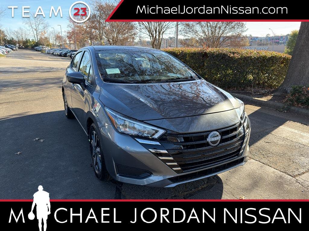 2025 Nissan Versa SV FWD
