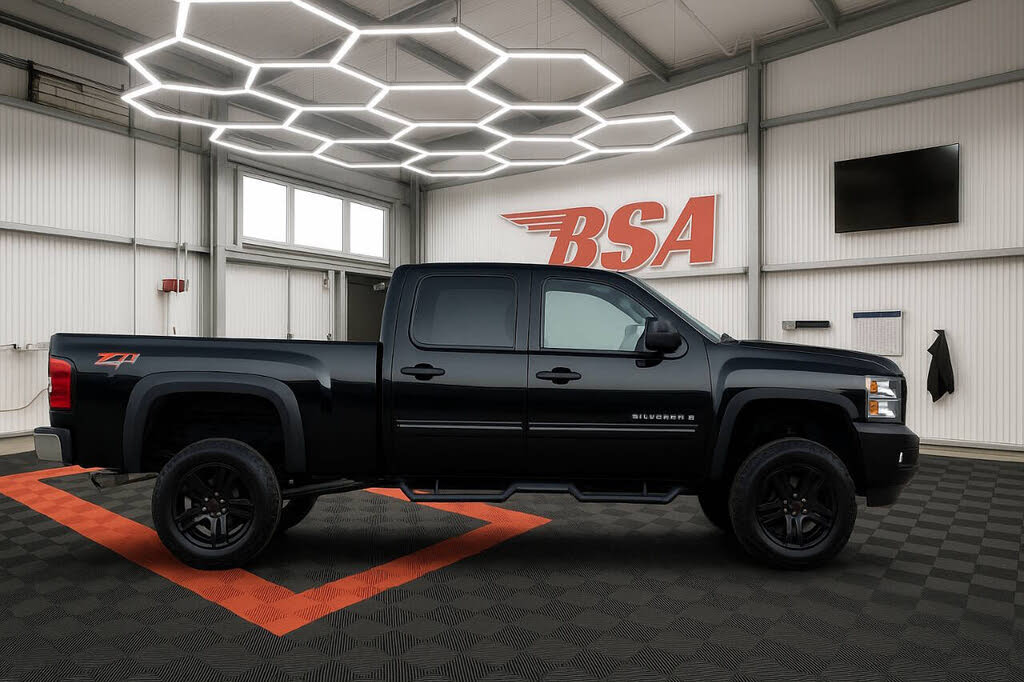 2010 Chevrolet Silverado 1500 LTZ Crew Cab 4WD