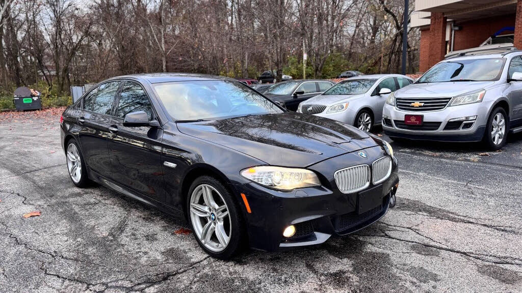 2013 BMW 5 Series 550i xDrive Sedan AWD