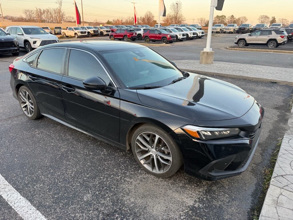 2022 Honda Civic Touring FWD