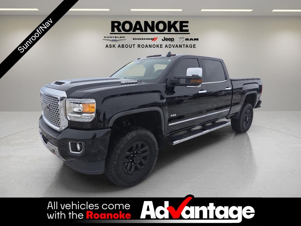 2017 GMC Sierra 2500HD Denali Crew Cab SB 4WD