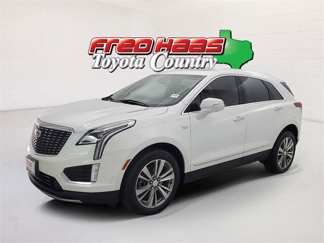 2022 Cadillac XT5 Premium Luxury FWD