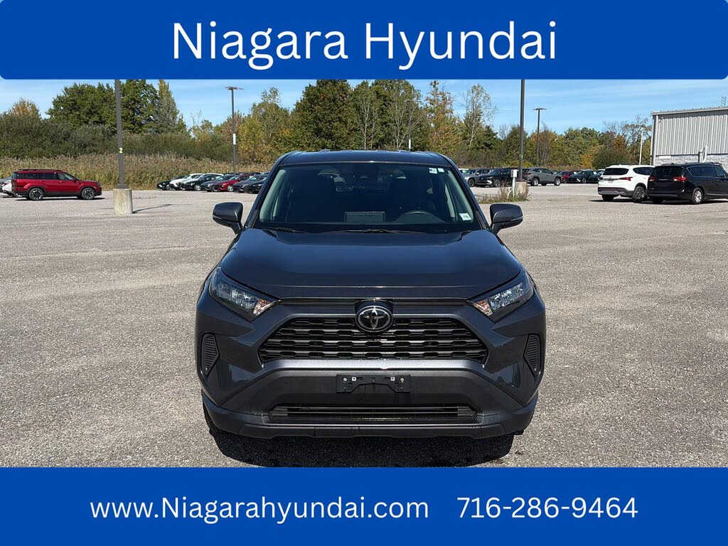 2022 Toyota RAV4 LE AWD