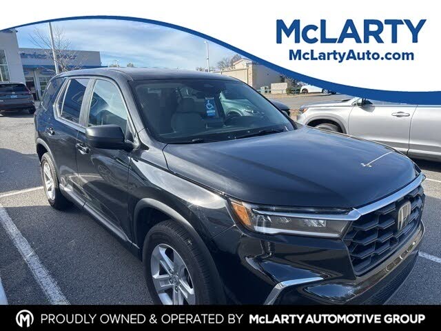 2023 Honda Pilot LX FWD