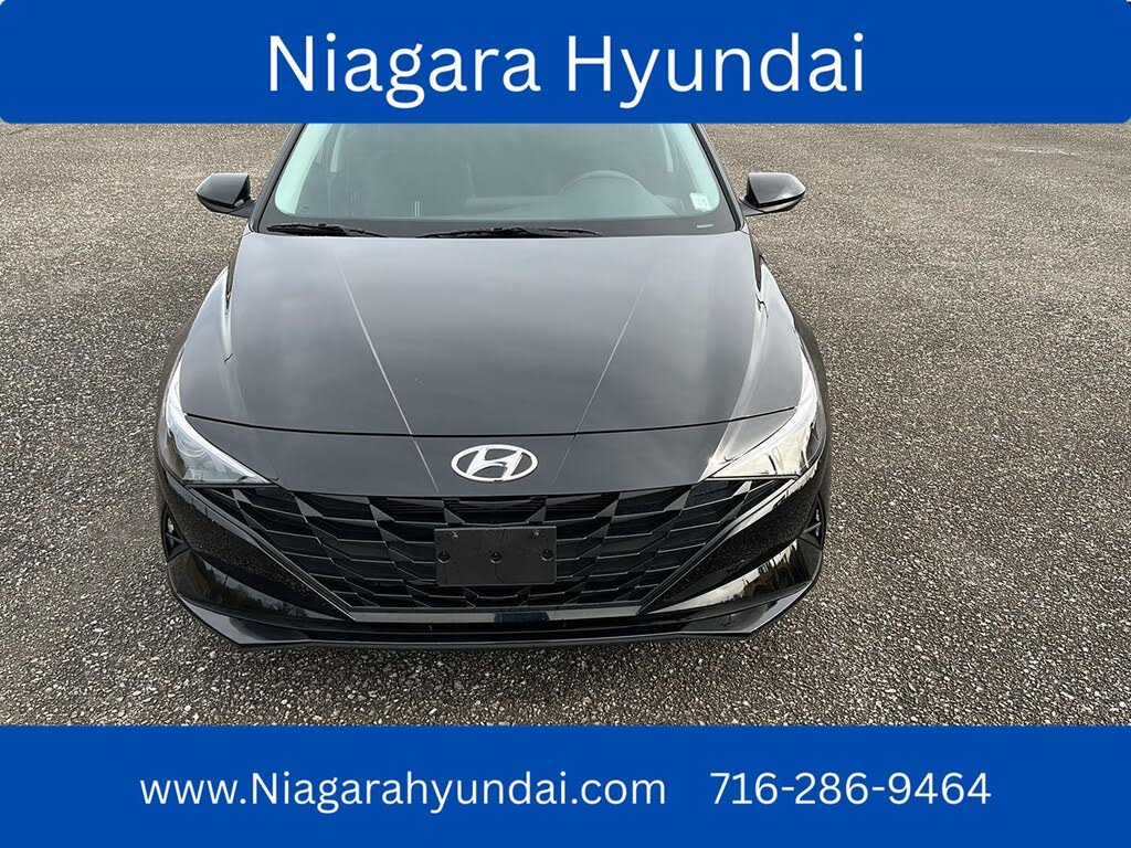 2023 Hyundai Elantra SEL FWD