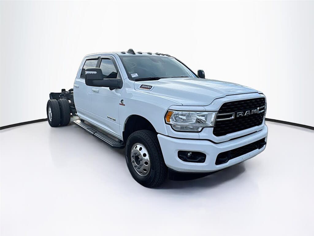 2024 RAM 3500 Big Horn Crew Cab LB DRW 4WD