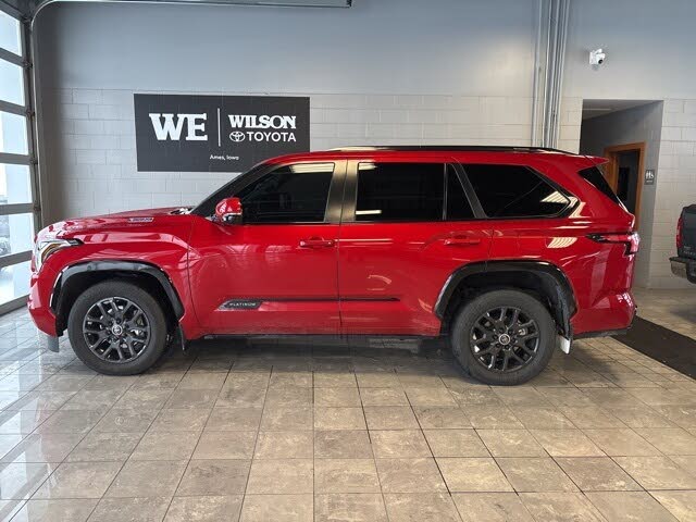 2024 Toyota Sequoia Platinum 4WD