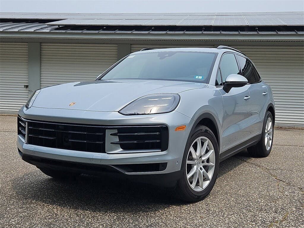 2025 Porsche Cayenne AWD