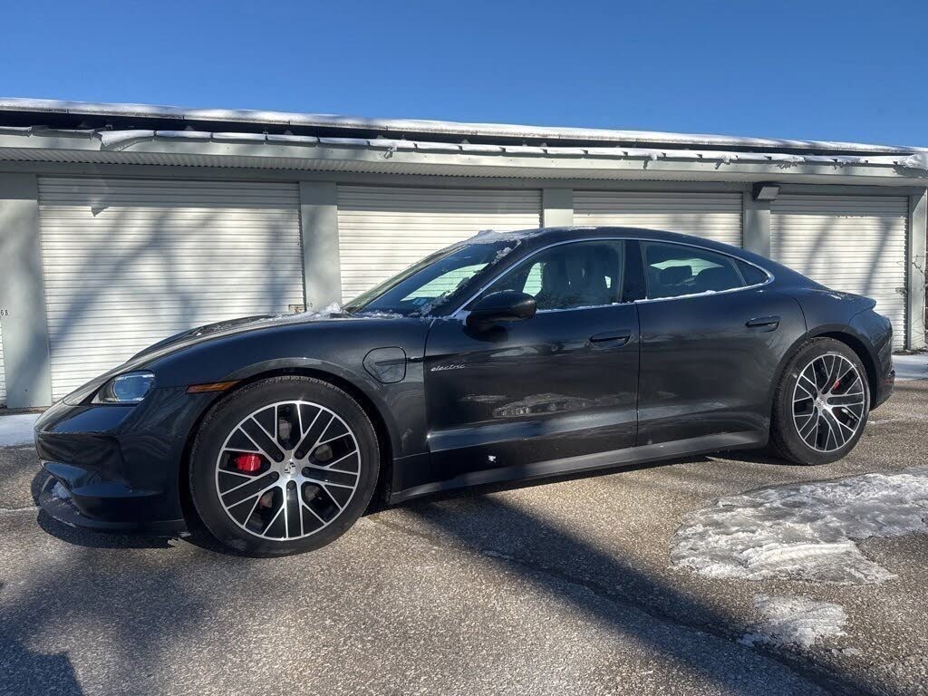 2025 Porsche Taycan
