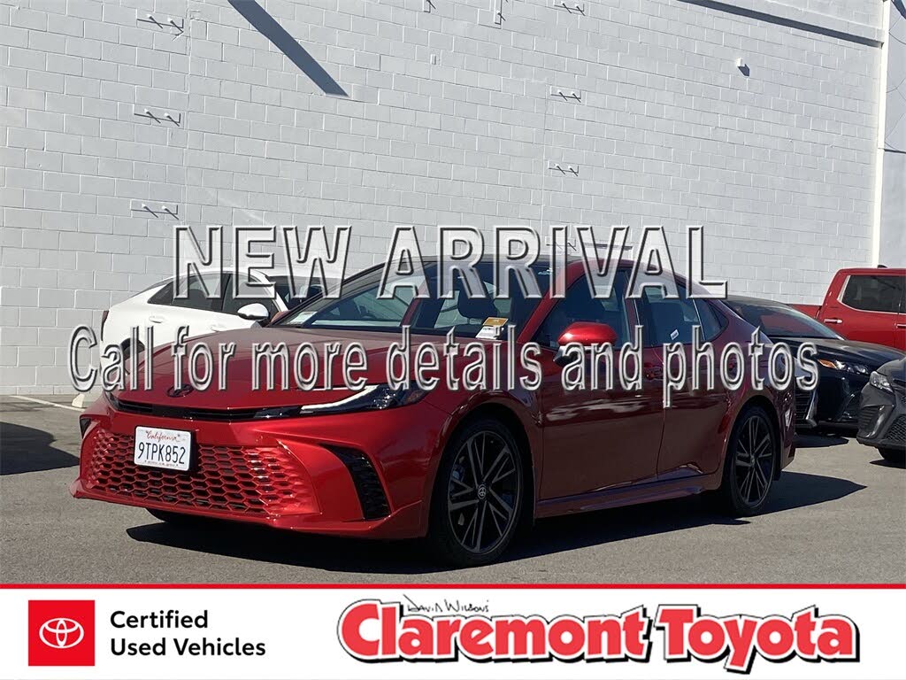 2025 Toyota Camry XSE FWD