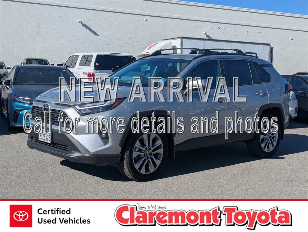 2025 Toyota RAV4 XLE Premium FWD