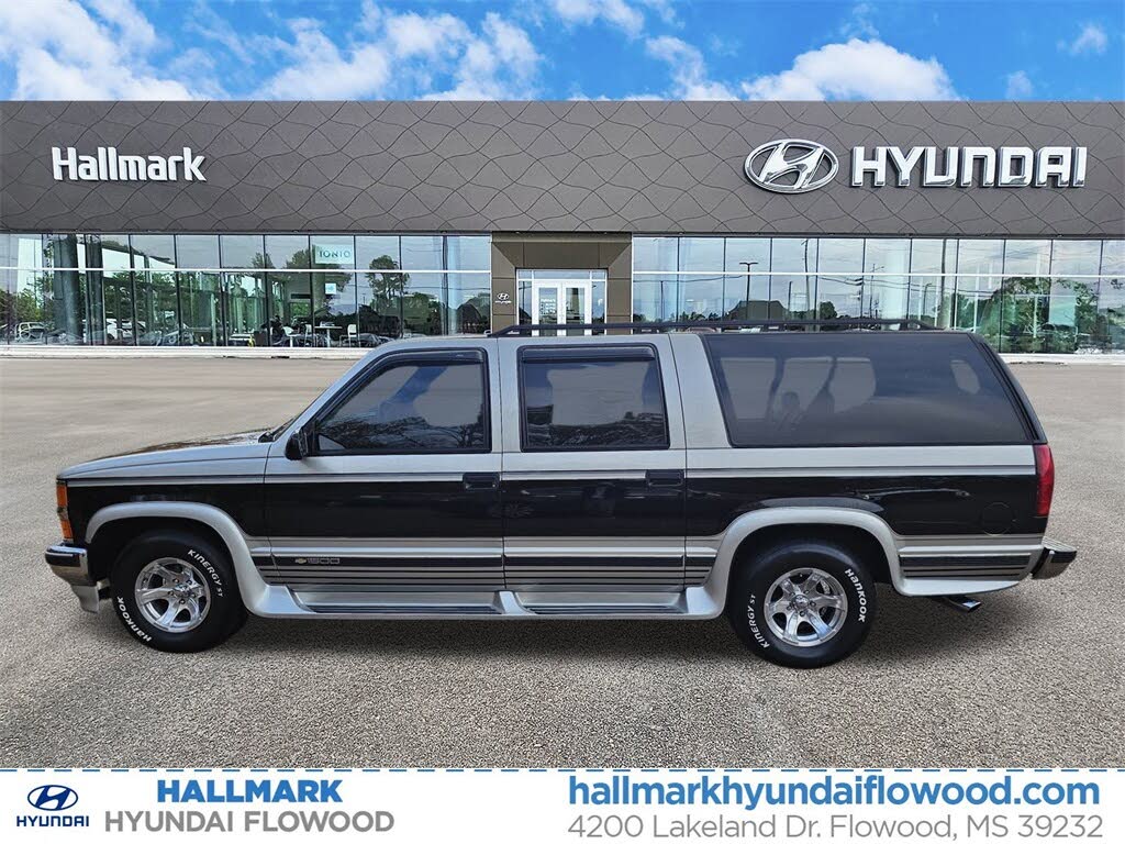 1996 Chevrolet Suburban C1500 RWD