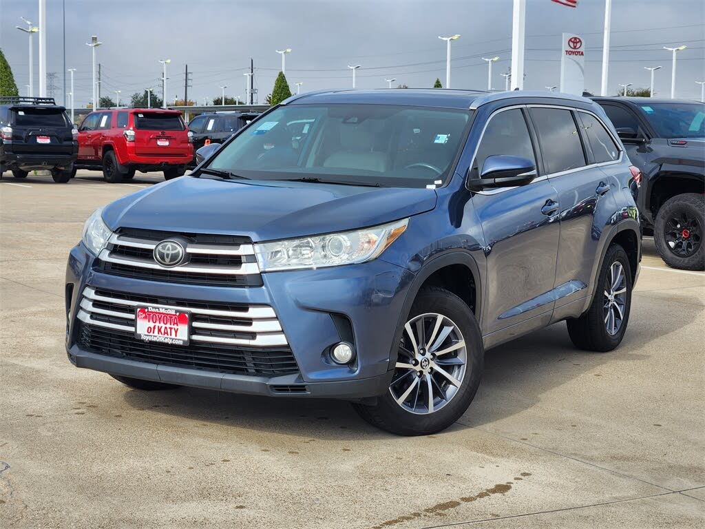 2018 Toyota Highlander SE