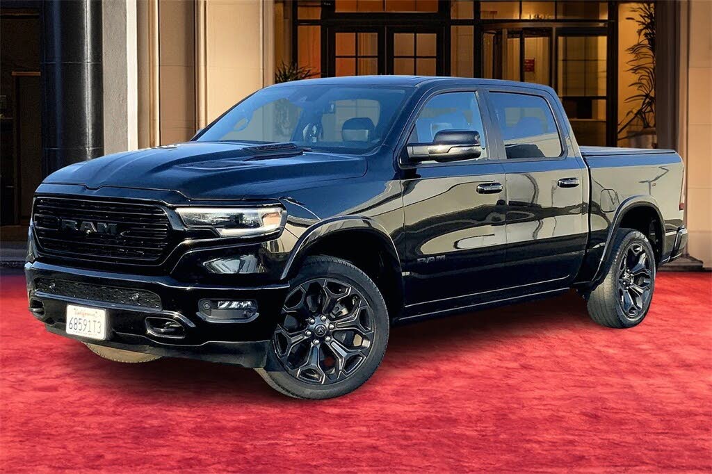 2023 RAM 1500 Limited Crew Cab 4WD