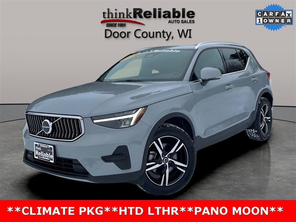2025 Volvo XC40 B5 Core Bright Theme AWD