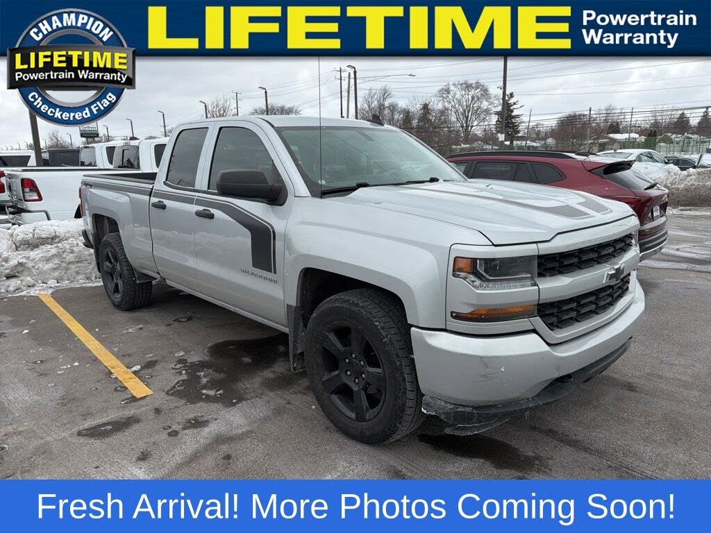 2018 Chevrolet Silverado 1500 Custom Double Cab 4WD