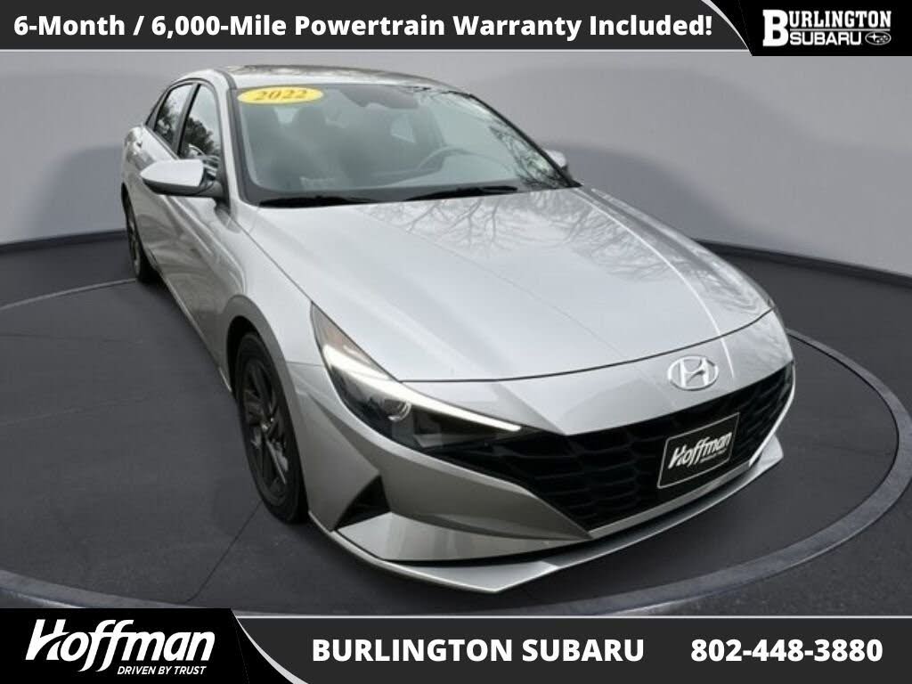 2022 Hyundai Elantra SEL FWD