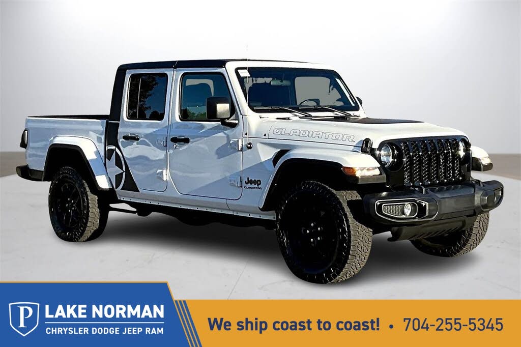 2022 Jeep Gladiator Altitude Crew Cab 4WD